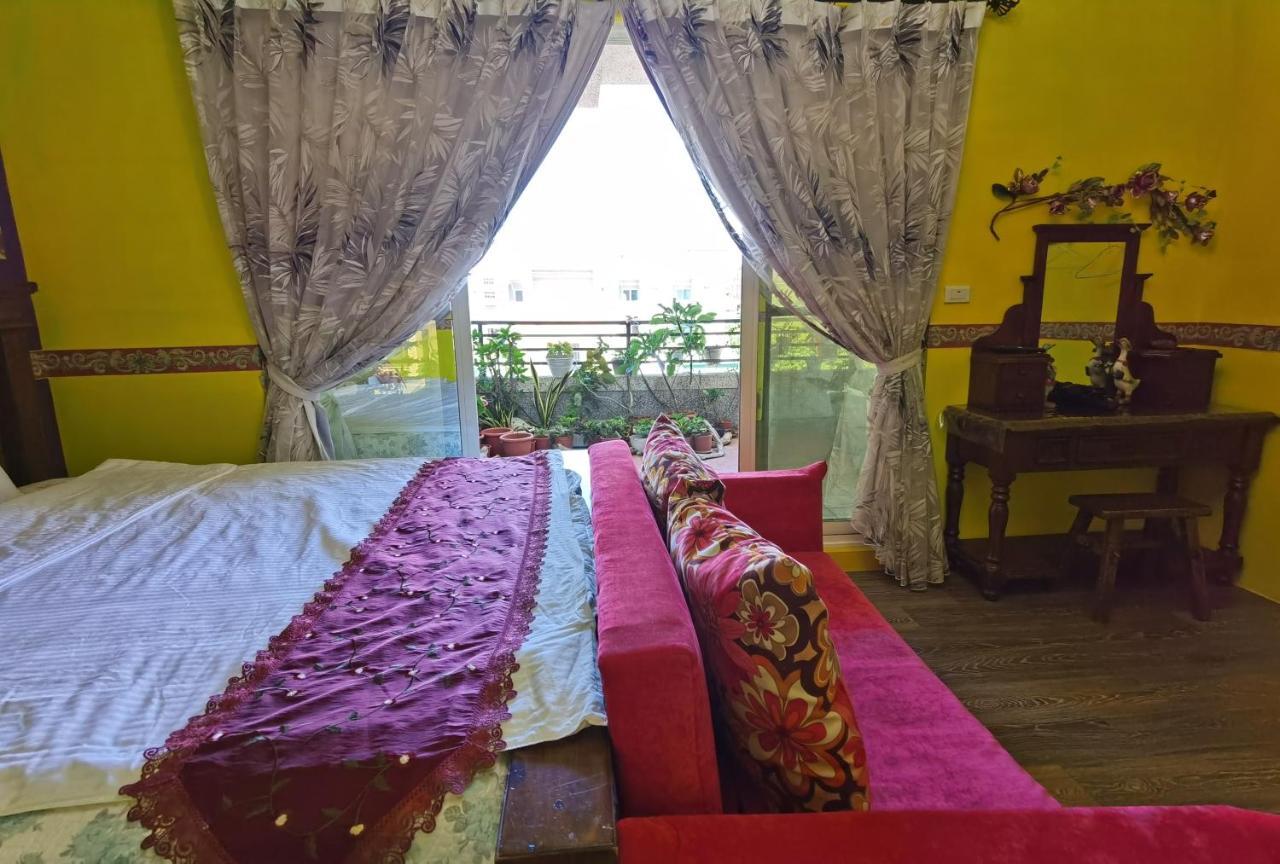 Golden Mary Bed and Breakfast T'ai-tung Exteriör bild